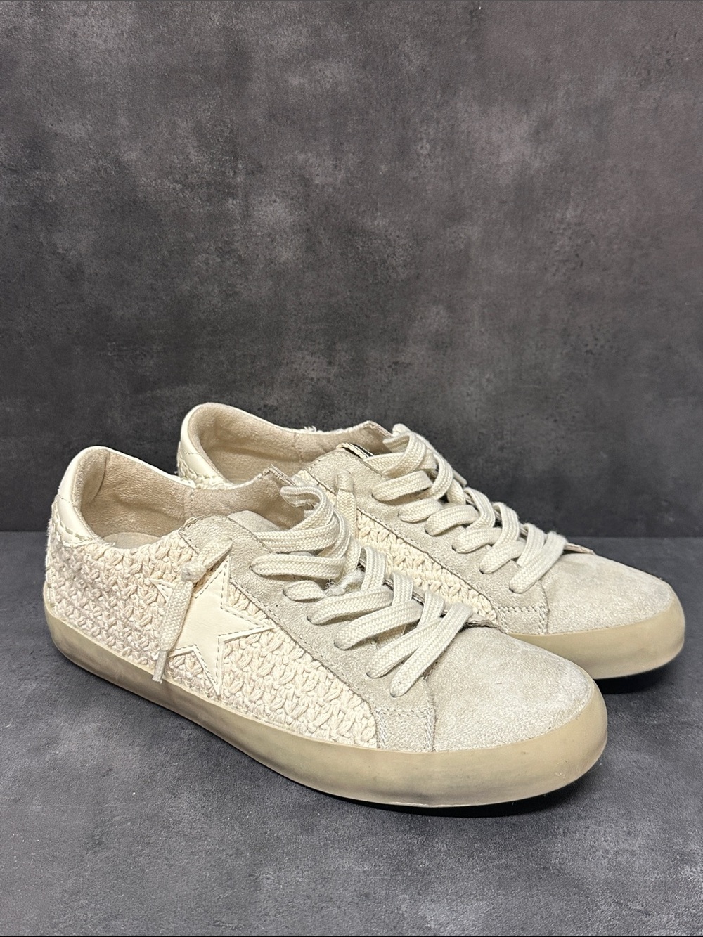 ShuShop Cream Lace-Textured Low Top Sneakers